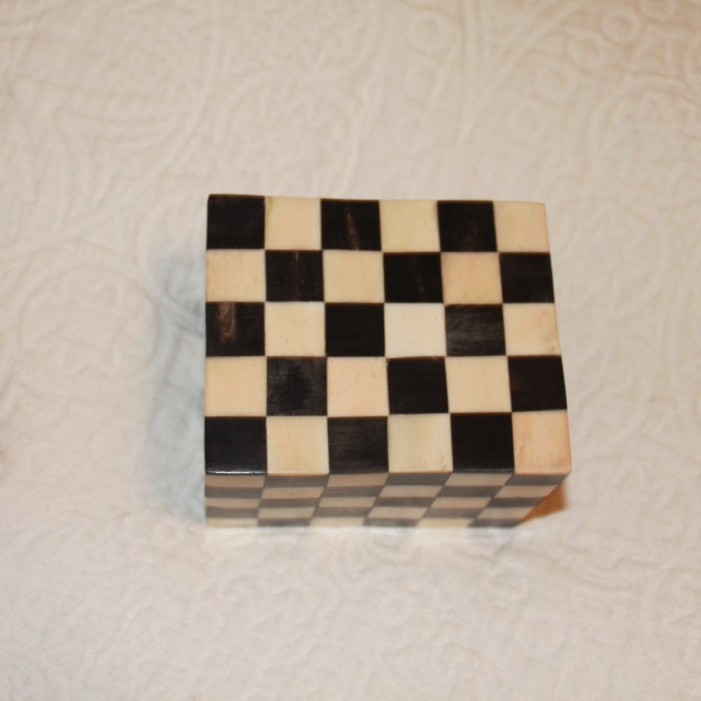 checkered box
